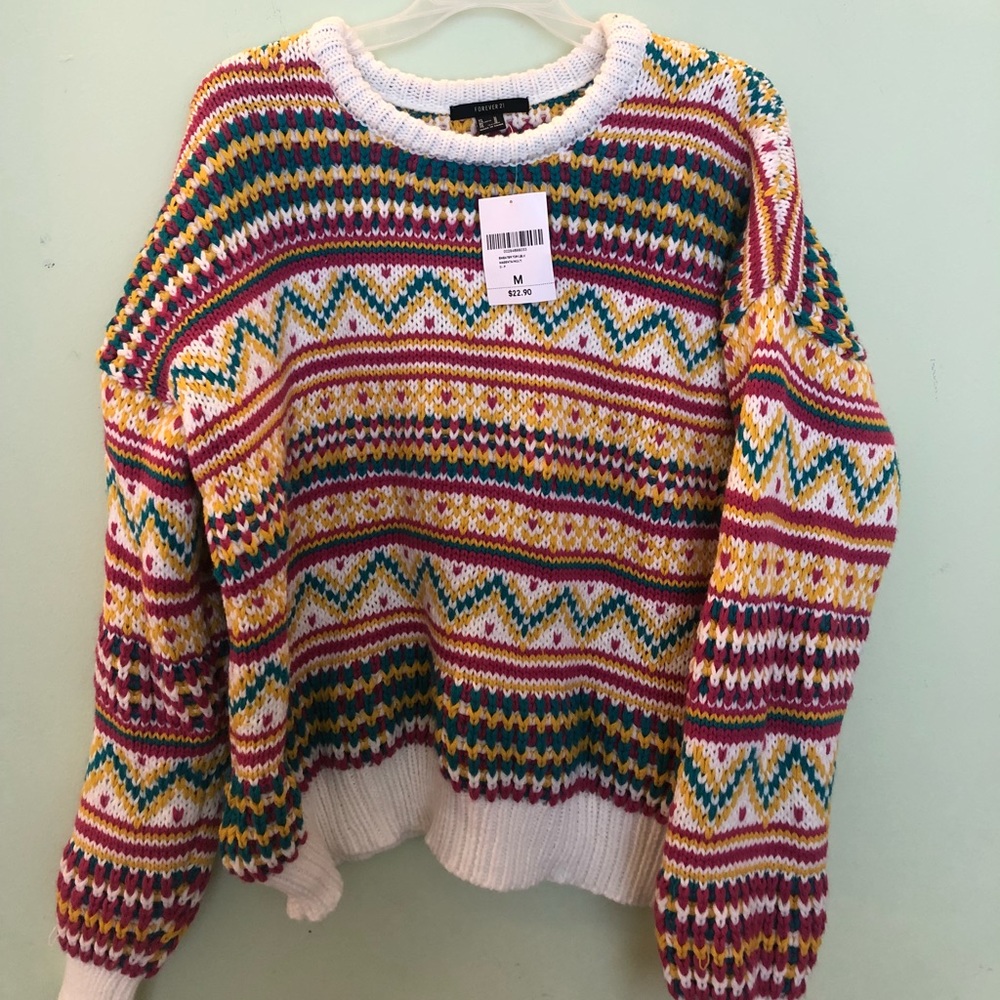 Cozy, 90s inspired knit sweater